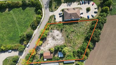 GROßZÜGIGE FLÄCHE FÜR WOHNEN & GEWERBE