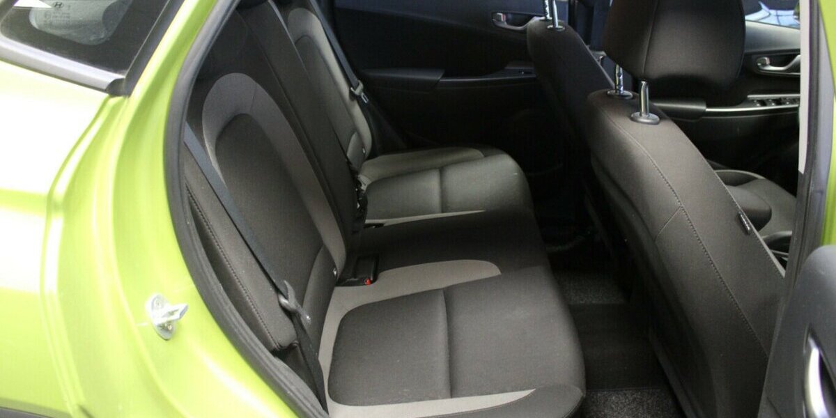 Hyundai Kona 1.0 T-GDI 115.043 km 11.980 € Euskirchen 53881