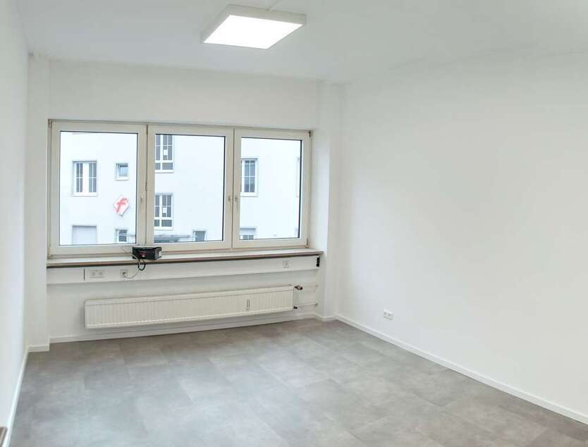 Büro in Stuttgart 228 € 15 m²