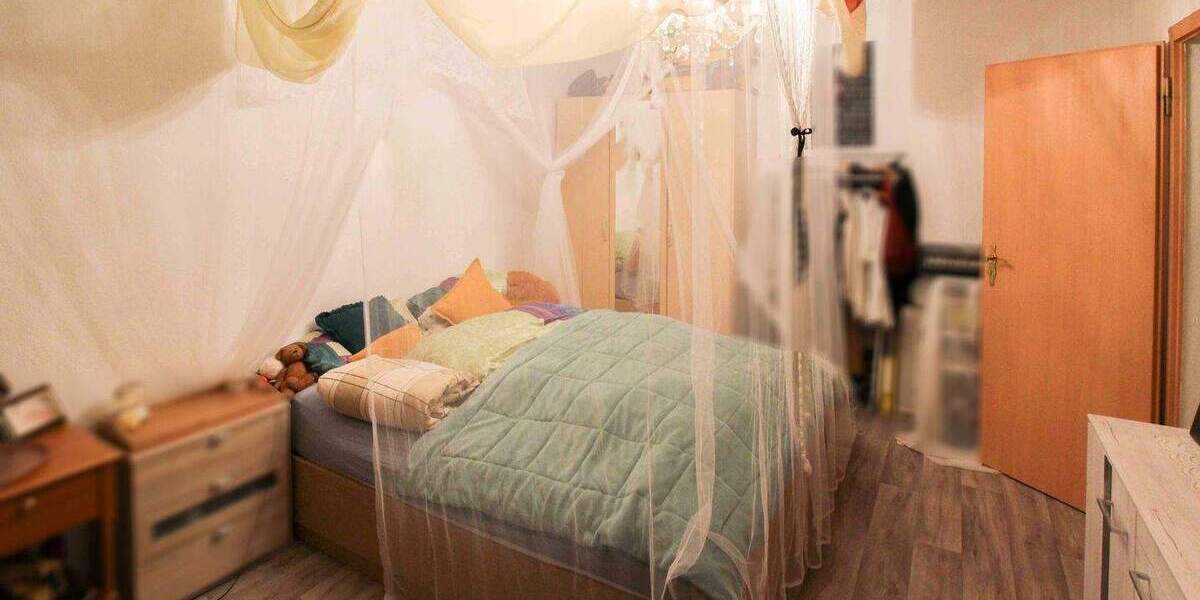 Etagenwohnung Pegau - 2 Zimmer, 47 m&sup2;, 35.000&euro; | Angebot:25538073