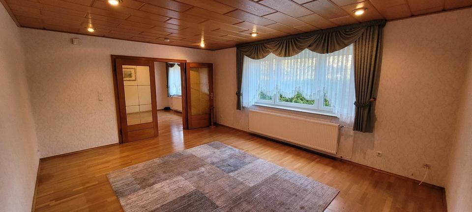 Einfamilienhaus Meinersen - 7 Zimmer, 200 m&sup2;, 425.000&euro; | Angebot:27002380