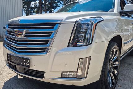 Cadillac Escalade 66.075 km 46.666 &euro; Berlin 12559