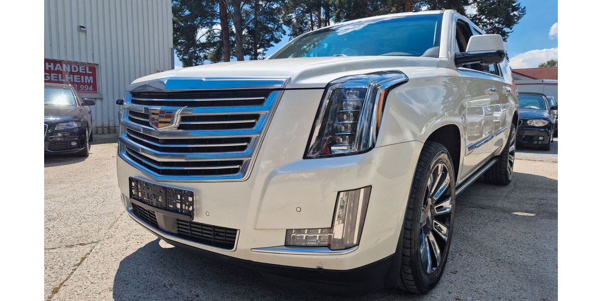Cadillac Escalade 66.075 km 46.666 &euro; Berlin 12559