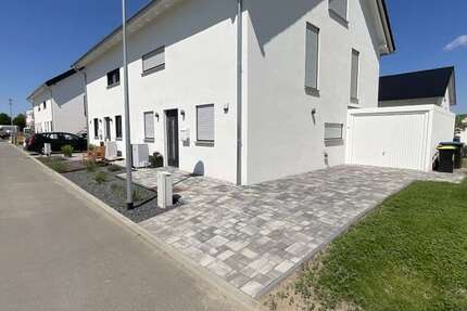 Haus Borna - 5 Zimmer, 135 m&sup2;, 1.690&euro; | Angebot:27356073