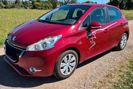 Peugeot 208 101.500 km 5.699 &euro; Kirchhaslach 87755
