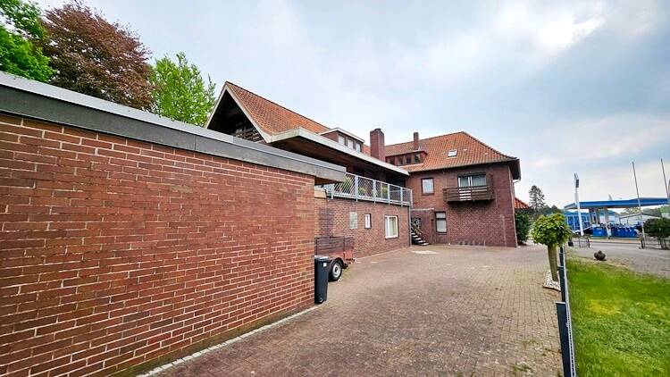 Gewerbeobjekt Gnarrenburg - 1 Zimmer, 540 m&sup2;, 430.000&euro; | Angebot:25701476