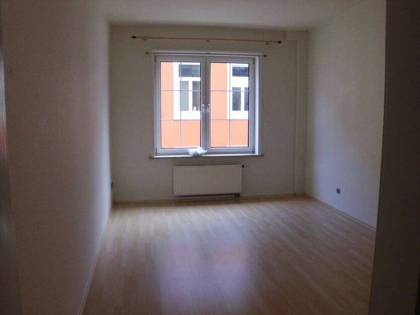 Ab 1.10.25! 3-RaumWohnung mit Dachterrasse in 1A-Lage! Direkt neben den Zwickau Arcaden!