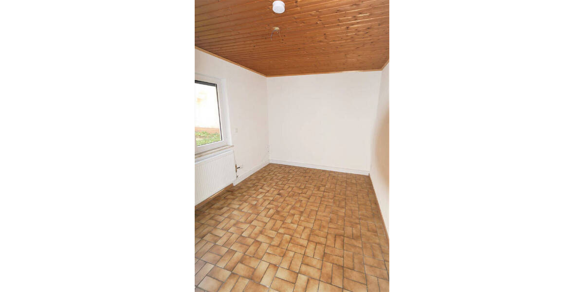 Etagenwohnung Coburg Lützelbuch - 4 Zimmer, 75 m&sup2;, 650&euro; | Angebot:26695214