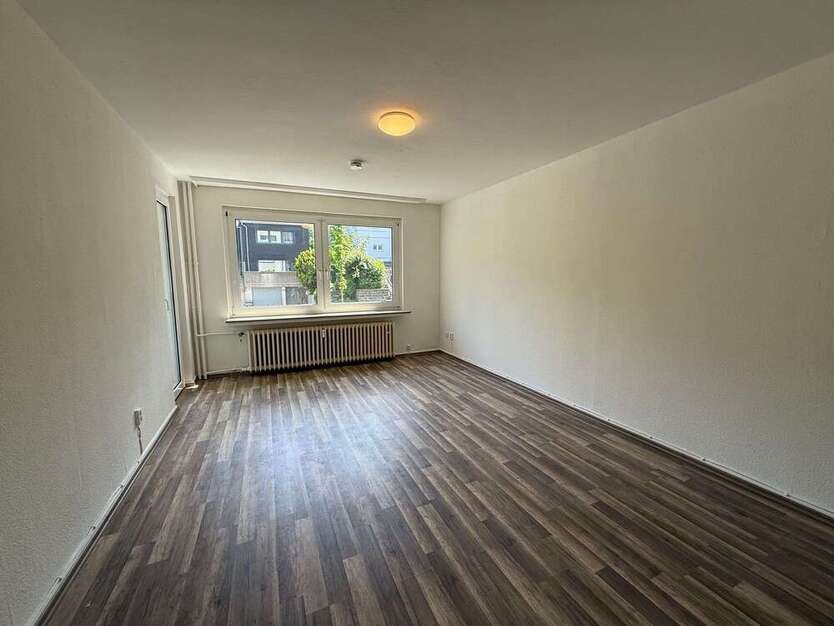 Wohnung zum Mieten in Wuppertal 320 € 30.4 m²
