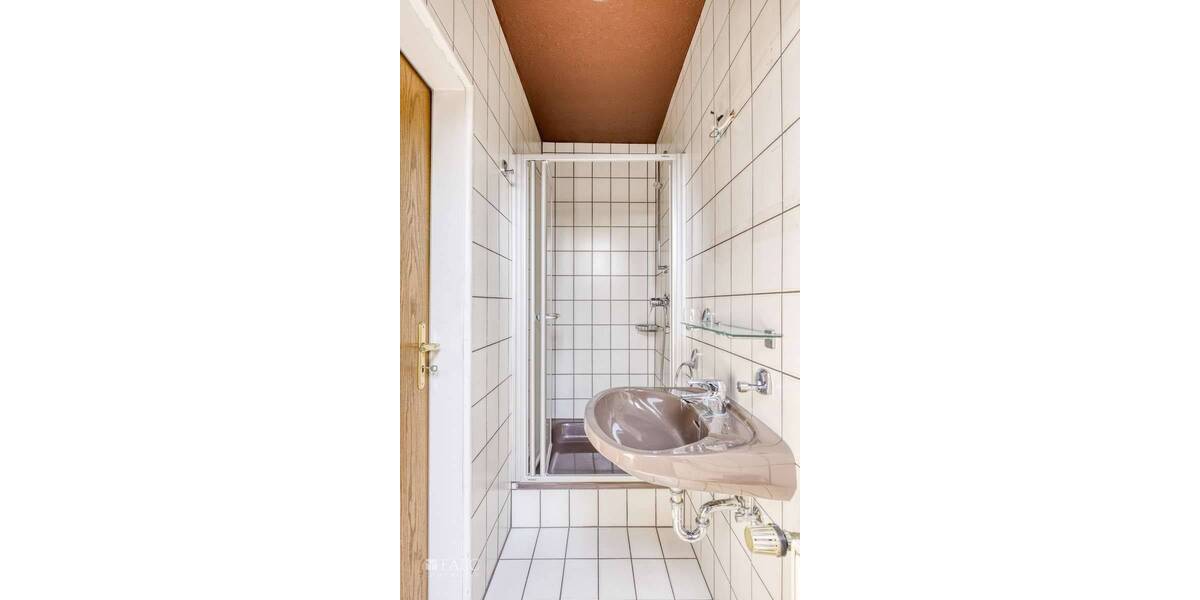 Reihenendhaus Köln Zündorf - 5 Zimmer, 168 m&sup2;, 650.000&euro; | Angebot:23967702