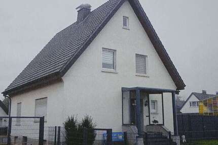 Haus zum Kaufen in Bünde 260.000 € 181 m² 8 zimmer