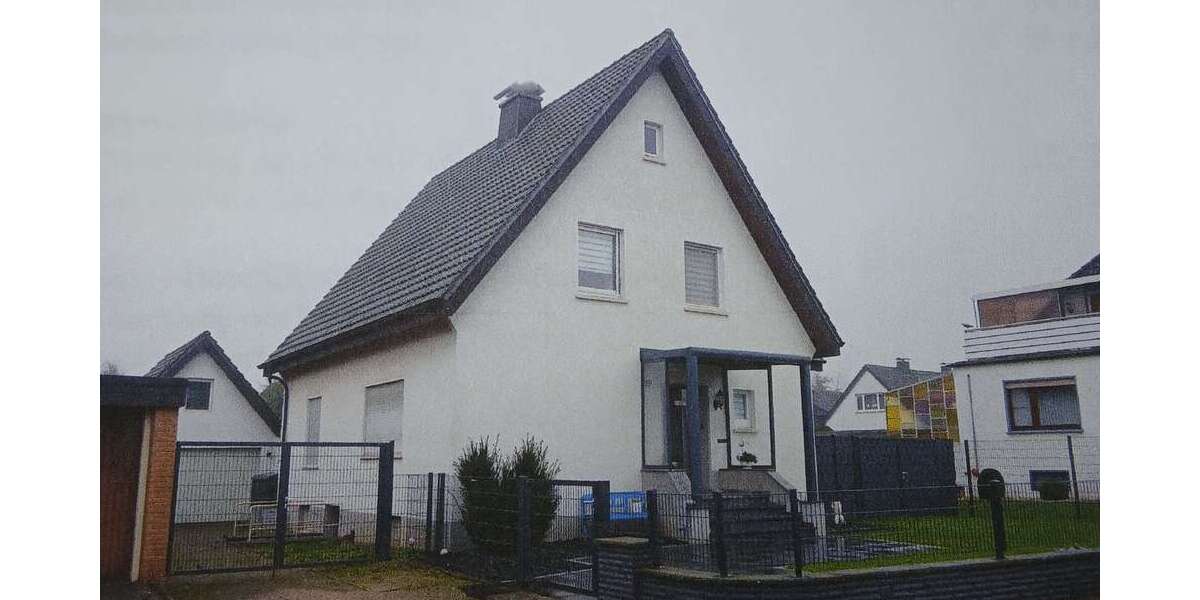 Haus zum Kaufen in Bünde 260.000 € 181 m² 8 zimmer