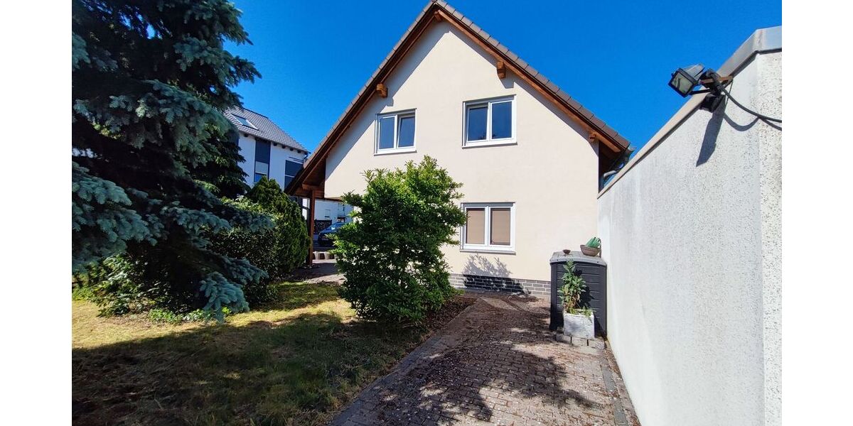 Gepflegtes Einfamilienhaus mit Garage und schönem Grundstück in Groß-Zimmern (Courtage-frei) - Einfamilienhaus Groß-Zimmern Zimmern | Angebot:26666299