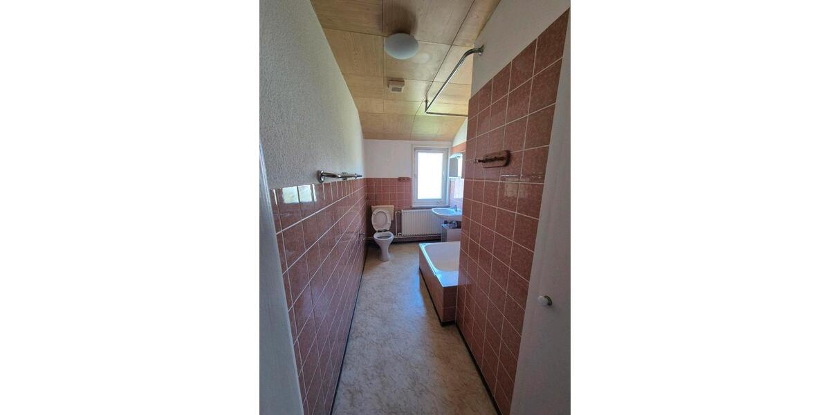 Etagenwohnung Weste - 5 Zimmer, 98 m&sup2;, 750&euro; | Angebot:26366798