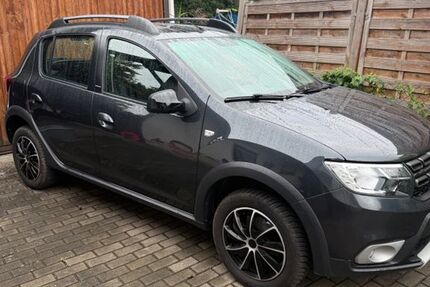 Dacia Sandero 98.000 km 7.290 € Hohenwart 86558