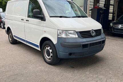 VW T5 Transporter 225.000 km 5.980 &euro; Essen 45141