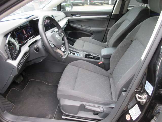 VW Golf Life 2.0 TDI DSG NAVI LED KAMERA SCC ALU APS 69.000 km 21.600 &euro; Bergkamen 59192