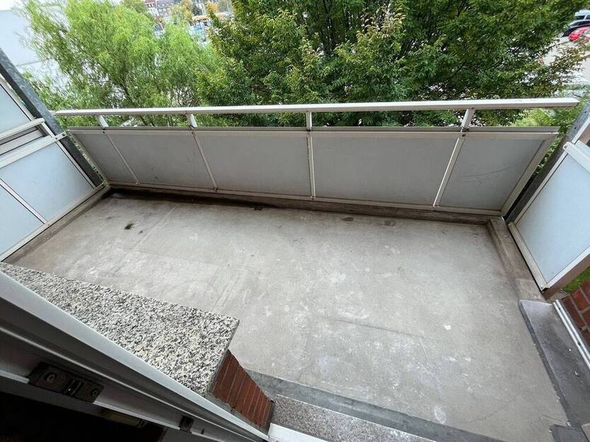 3 Zimmer mit Balkon zentral in Oberhausen..