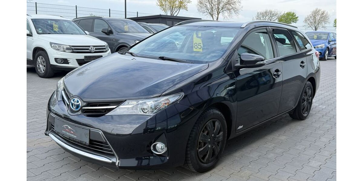 Toyota Auris 155.680 km 10.450 &euro; Barsinghausen ( bei Hannover ) 30890