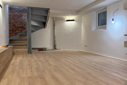 Behandlungsraum in Kosmetikstudio zur Untermiete – Peterswerder zimmer