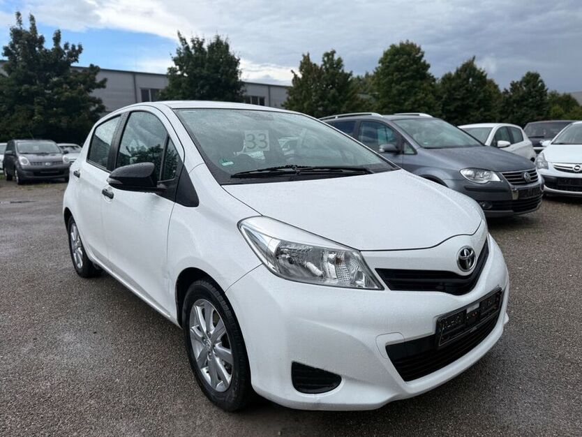 Yaris