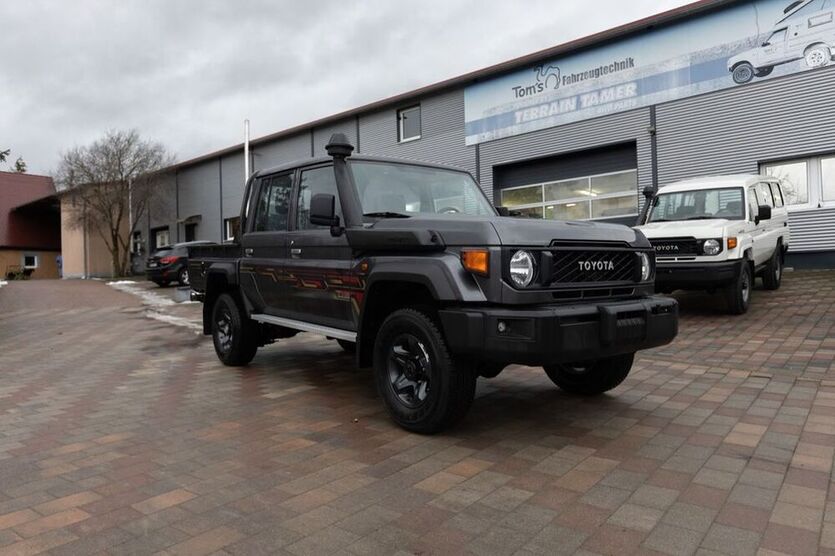 Land Cruiser