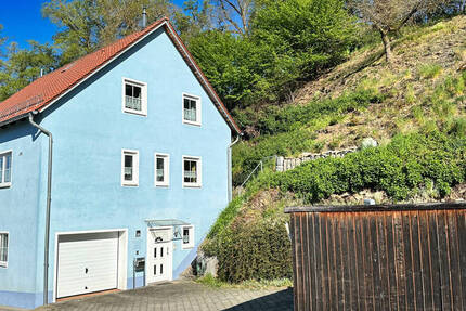 Haus Wenzenbach - 4 Zimmer, 124 m&sup2;, 499.000&euro; | Angebot:26402992