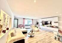 Wohnung zum Mieten in Wiesbaden Delkenheim 1.900 € 138 m²