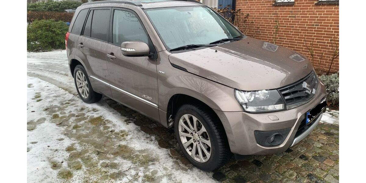 Suzuki Grand Vitara 185.000 km 7.500 &euro; Neumünster 24534