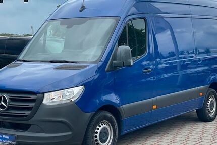 Mercedes-Benz Sprinter 182.000 km 17.200 &euro; Bamberg 96052