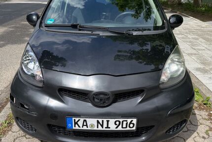 Toyota Aygo (X) 125.000 km 1.350 &euro; Karlsruhe 76187