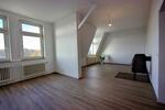 Dachgeschoßwohnung Wilhelmshaven - 2 Zimmer, 75 m&sup2;, 530&euro; | Angebot:26046996