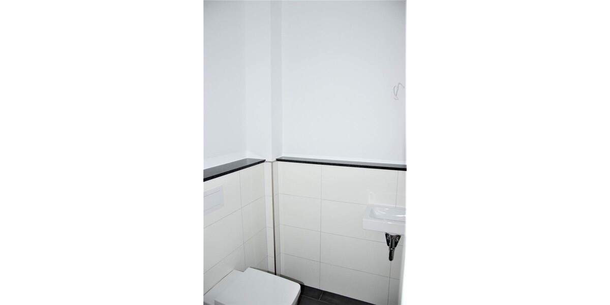 Etagenwohnung Bremerhaven Lehe - 2 Zimmer, 85 m&sup2;, 419.000&euro; | Angebot:25737100