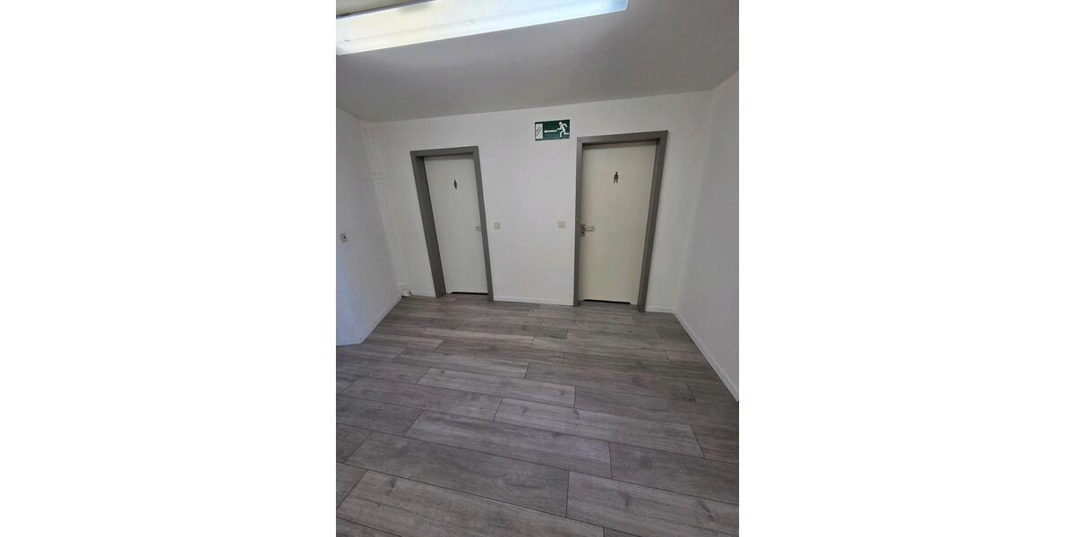 Gewerbeobjekt Saarbrücken Dudweiler - 200&euro; | Angebot:26368355