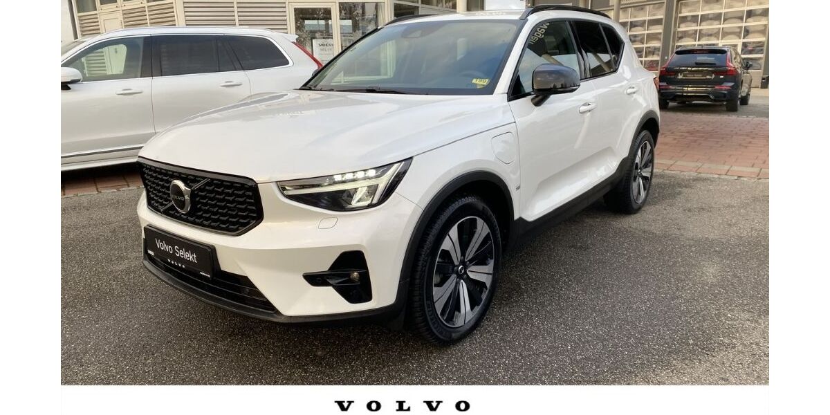 Volvo XC40 17.900 km 34.990 &euro; Neutraubling 93073