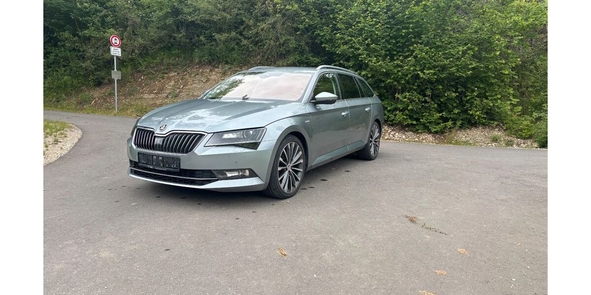 Skoda Superb 176.000 km 13.950 &euro; Kreuzebra 37351