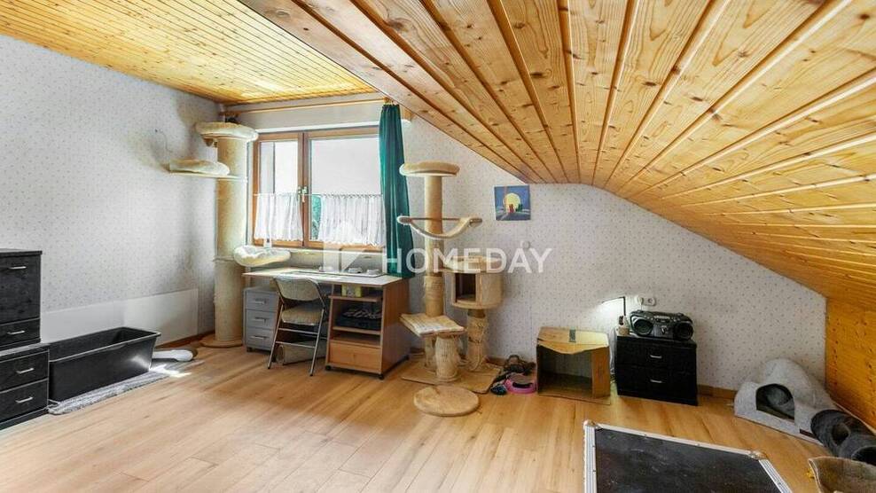 Modernisiertes Einfamilienhaus mit separater EinliegerWohnung und großem Grundstück