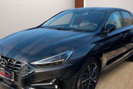 Hyundai i30 60.800 km 17.390 &euro; Obersulm-Willsbach 74182