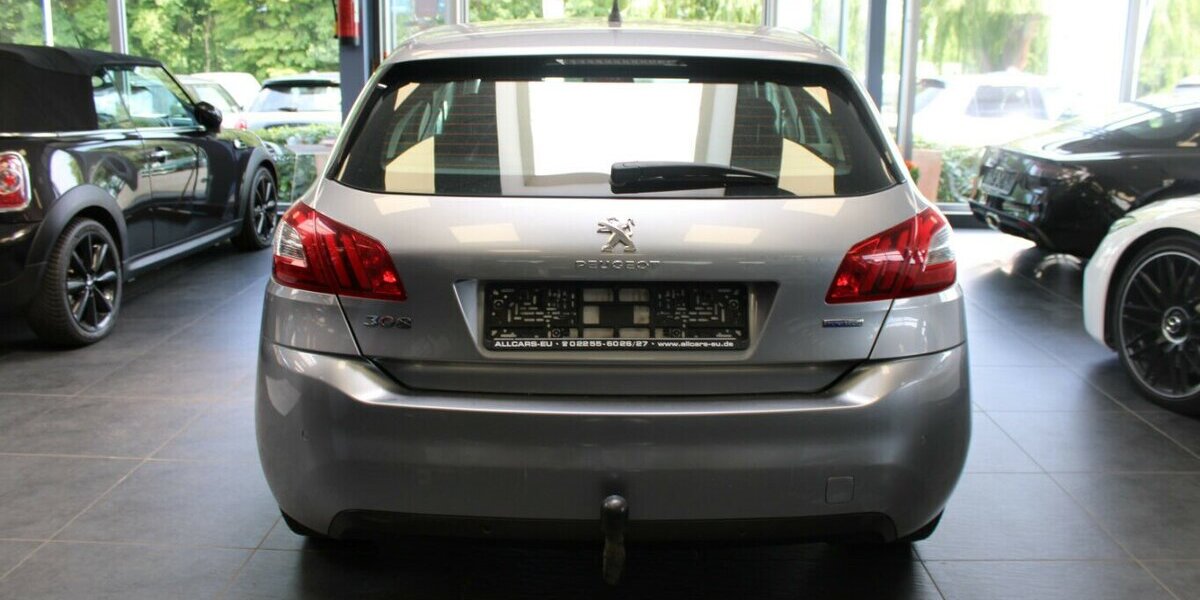 Peugeot 308 1.2 PureTech 110 Active - AHK - 71.312 km 9.980 &euro; Euskirchen 53881