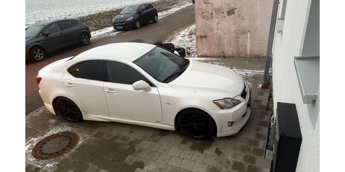 Lexus IS 250 280.000 km 4.690 &euro; Aschau am Inn 84454