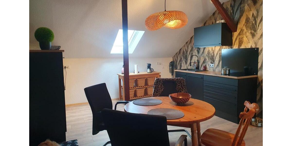 Dachgeschoßwohnung Naumburg (Saale) - 3 Zimmer, 85 m&sup2;, 500&euro; | Angebot:26338493