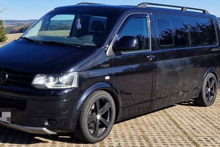 VW T5 Transporter 200.000 km 8.900 &euro; Bärenstein 09471