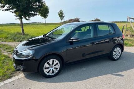 VW Golf 165.500 km 5.700 € Augsburg 86165