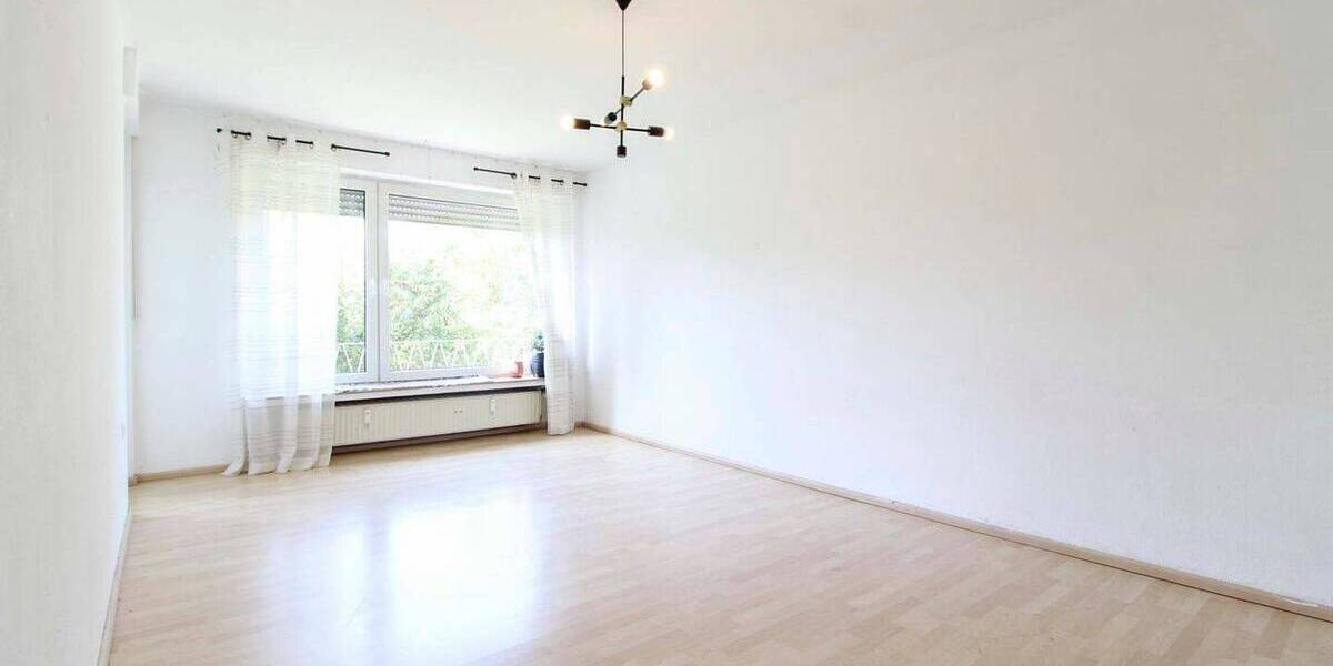 Etagenwohnung Detmold Innenstadt - 3 Zimmer, 69 m&sup2;, 125.000&euro; | Angebot:26799615