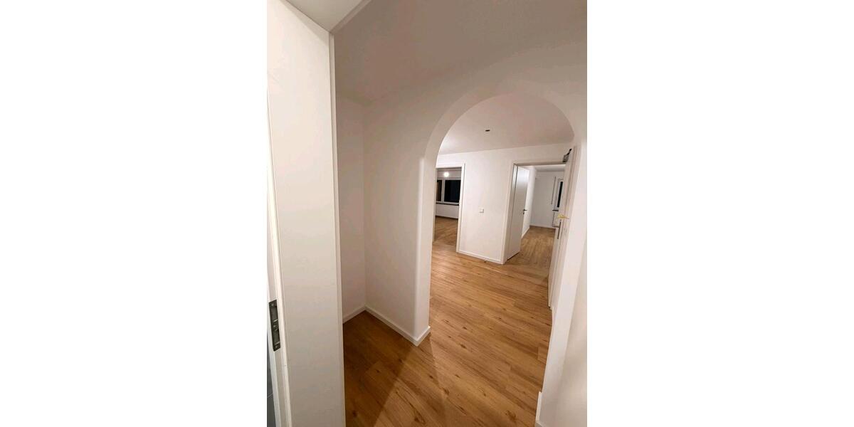 Erstbezug nach Sanierung: 3-Zimmer EG-Wohnung in Vilsbiburg 3 zimmer