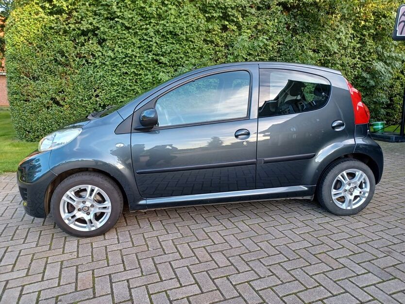 Peugeot 107 152.998 km 2.950 € Visbek 49429