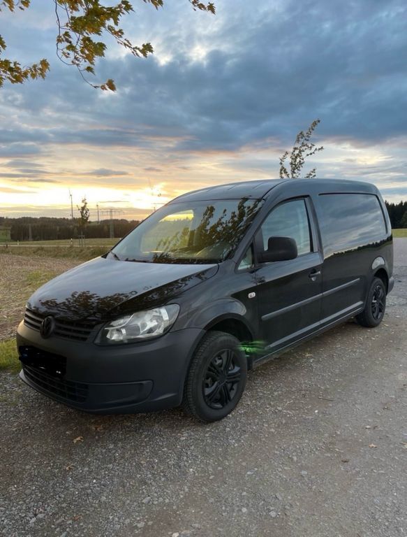 VW Caddy 189.000 km 6.800 € Zschopau 09405