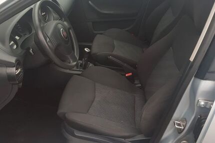 Seat Ibiza 166.000 km 2.499 &euro; Battenberg 35088
