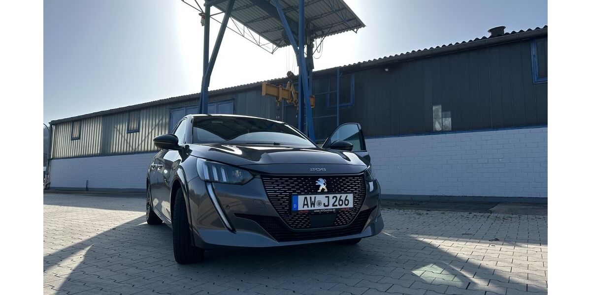 Peugeot 208 30.800 km 16.900 &euro; Remagen (Kripp) 53424