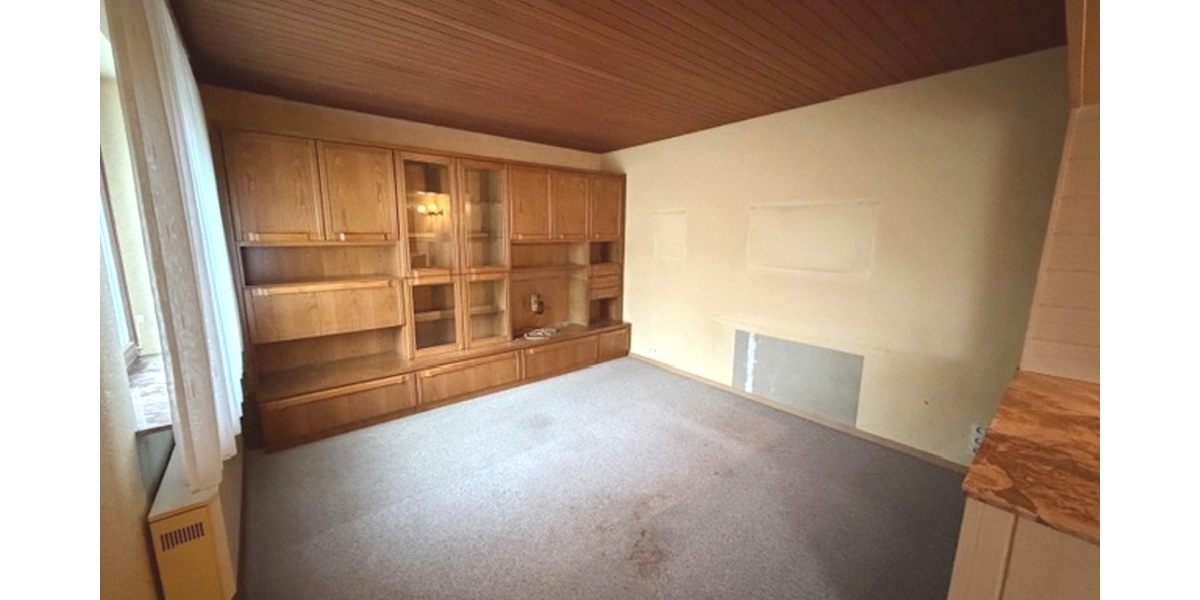 Einfamilienhaus mit Modernisierungsbedarf in zentraler Lage von Marbach 5.5 zimmer